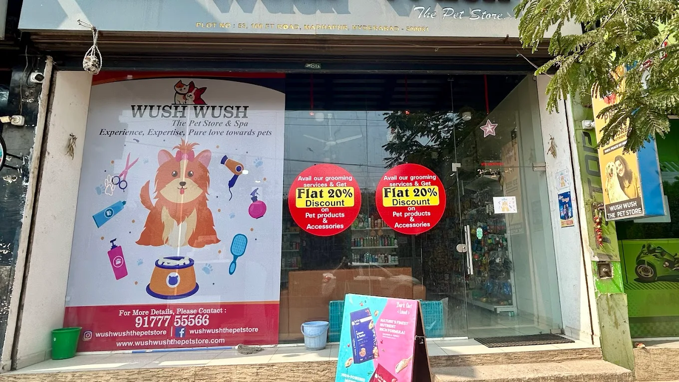 Wush Wush - The Pet Store logo